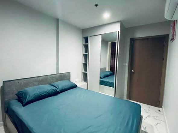 bedroom of THE BASE Sukhumvit 77