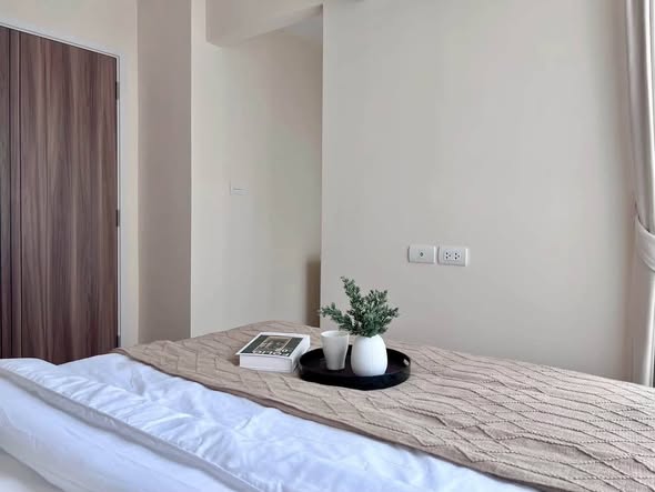 bedroom and room interior of The Belgravia @ Ratchada17 (Sale Office)