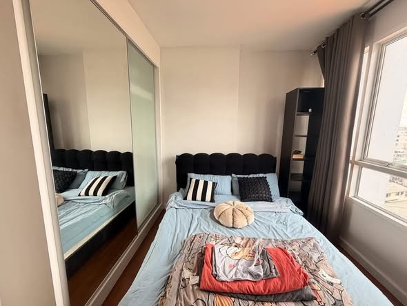 bedroom and room interior of The Bloom Sukhumvit 71