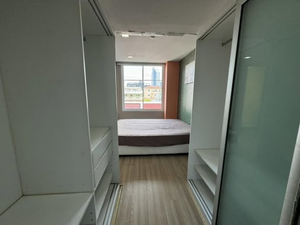 bedroom of The Colory Vivid Condominium