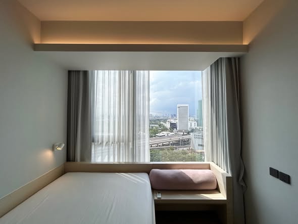 bedroom of The Crest Park Residences