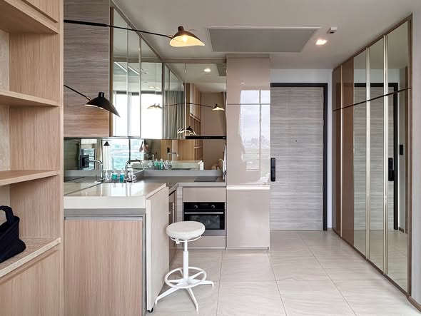 The Crest Park Residences