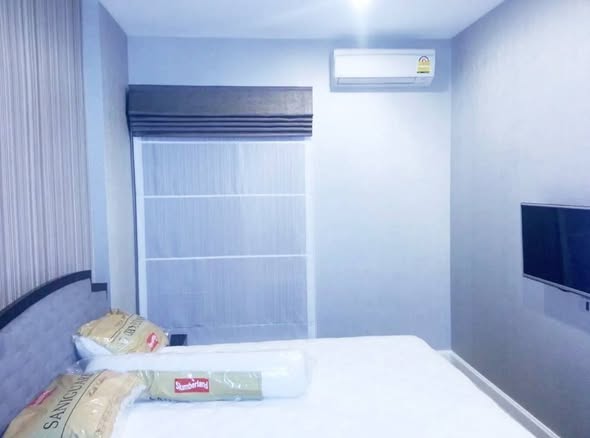 bedroom of The Crest Sukhumvit 34