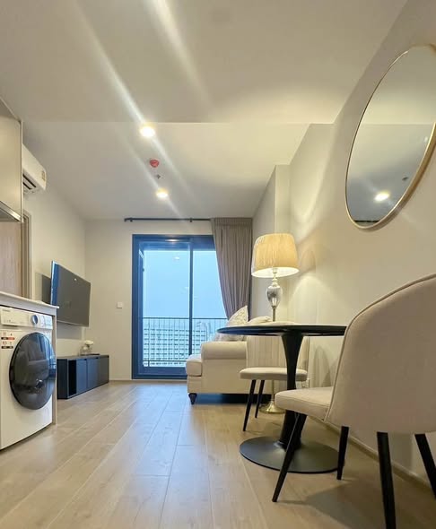 THE CROWN Residences