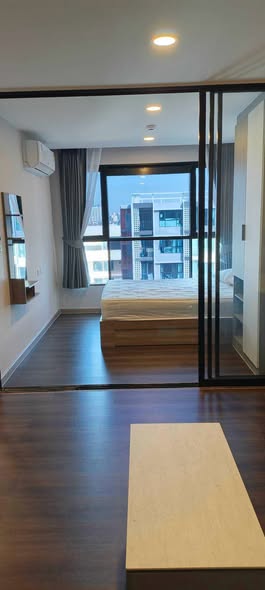 room interior of The Cube Loft Srinakarin