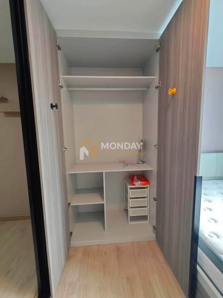 The Cube Urban Sathon – Chan