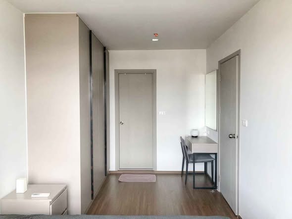 room interior of The Cube Urban Sathon – Chan