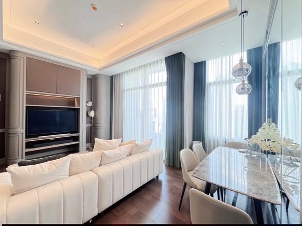 living room of The Diplomat 39