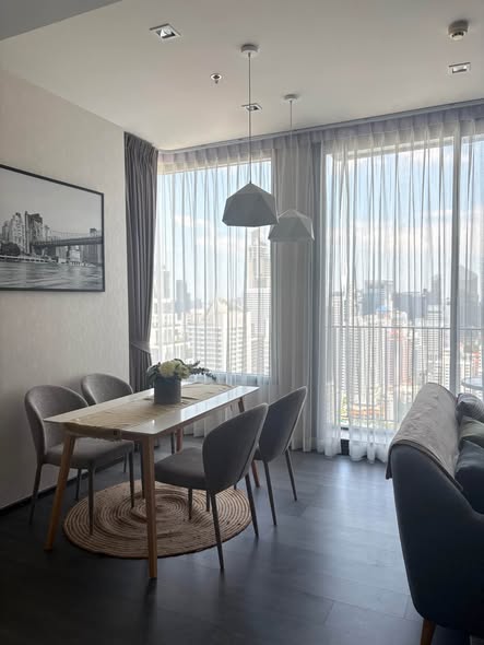 The Edge Sukhumvit 23