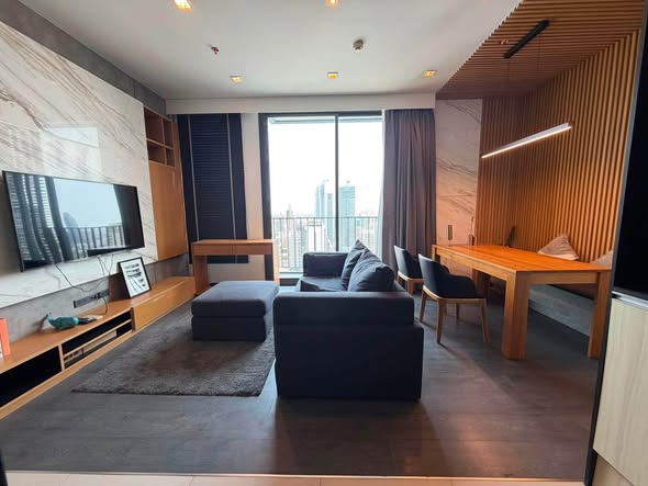 living room of The Edge Sukhumvit 23