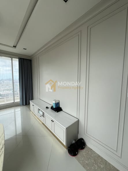 bedroom and room interior of THE EMPIRE PLACE SATHON