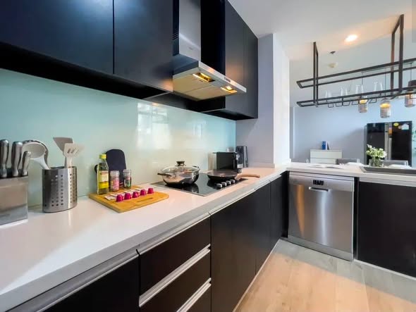kitchen of THE EMPIRE PLACE SATHON