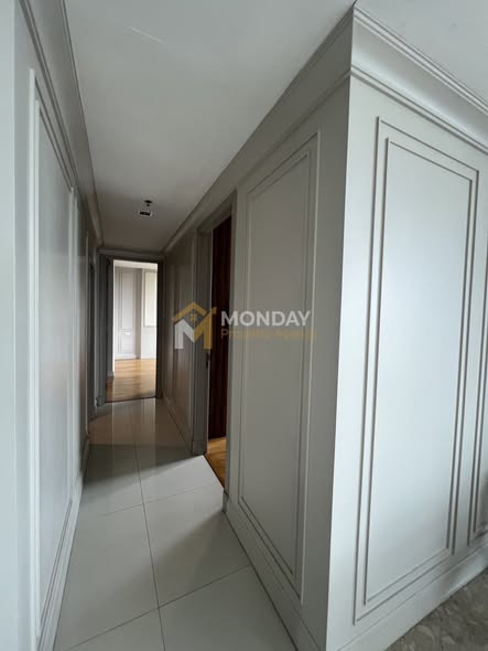 room interior of THE EMPIRE PLACE SATHON