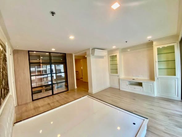 living room of The Emporio Place