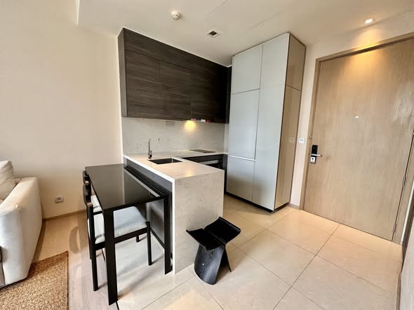 room interior of THE ESSE ASOKE