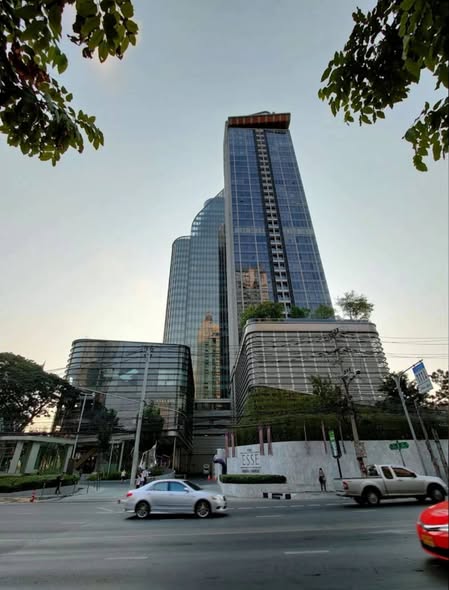THE ESSE at SINGHA COMPLEX