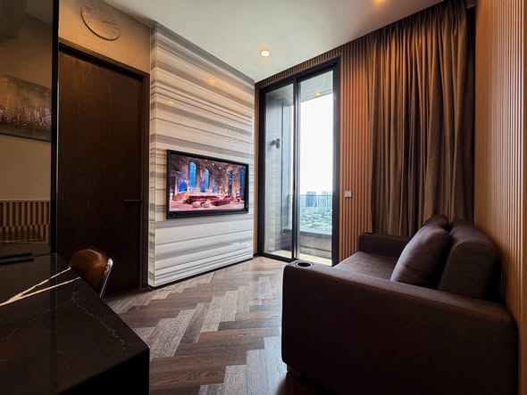 bedroom and living room and room interior of THE ESSE Sukhumvit 36