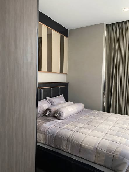 bedroom and room interior of THE ESSE Sukhumvit 36