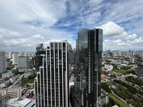 THE ESSE Sukhumvit 36