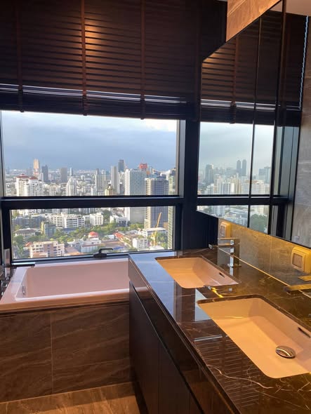 THE ESSE Sukhumvit 36