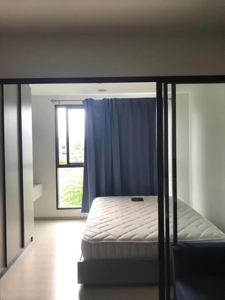 bedroom and room interior of The Excel Groove