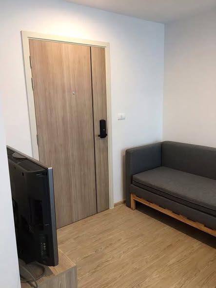 room interior of The Excel Hideaway Sukhumvit 50