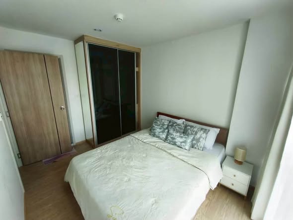 bedroom of The Excel Ratchada 18