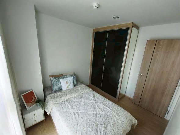 bedroom and room interior of The Excel Ratchada 18