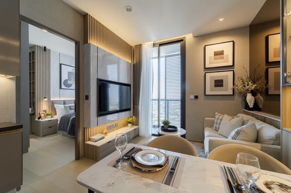 bedroom and living room of THE EXTRO Phayathai-Rangnam