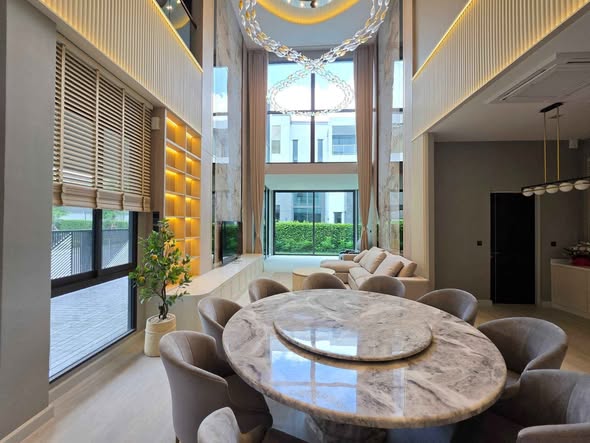 living room and room interior of The Gentry Phatthanakan 2 เดอะ เจนทริ พัฒนาการ 2