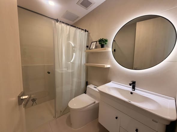 bathroom of The Height
