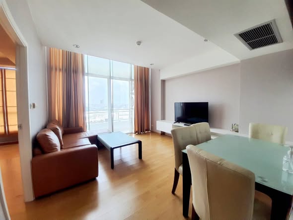 bedroom and living room of The Inspire Place Abac Rama 9