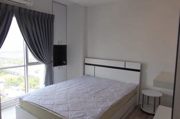 bedroom of The Key Cheangwattana