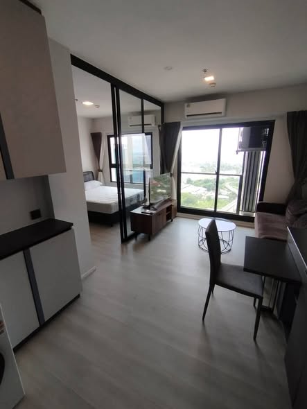 bedroom and room interior of The Key MRT Phetkasem 48