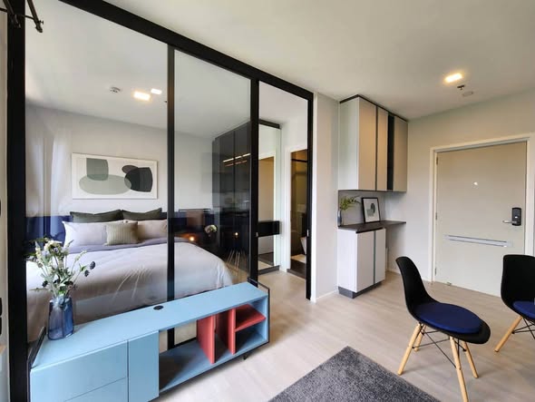 bedroom and room interior of The Key MRT Phetkasem 48