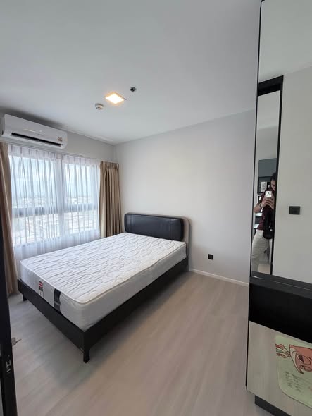 bedroom and room interior of The Key MRT Phetkasem 48