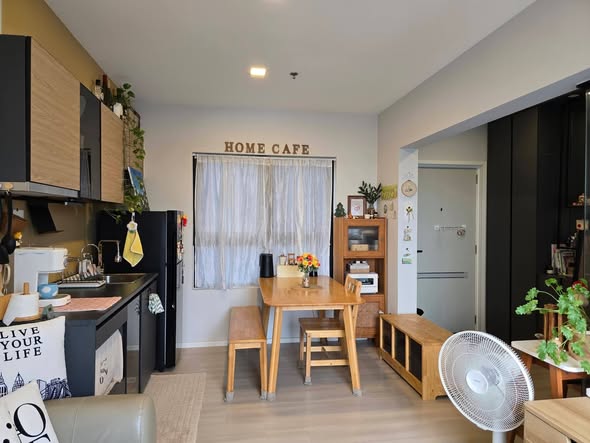 living room of The Key MRT Phetkasem 48