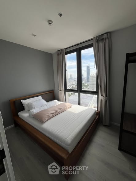 bedroom of The Key Rama 3