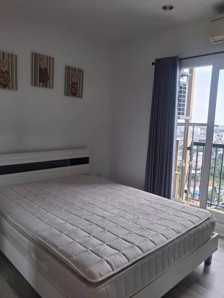 bedroom of The Key Sathon-Ratchaphruek