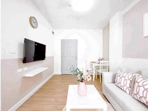 living room and bedroom of The Kith Plus Sukhumvit 113