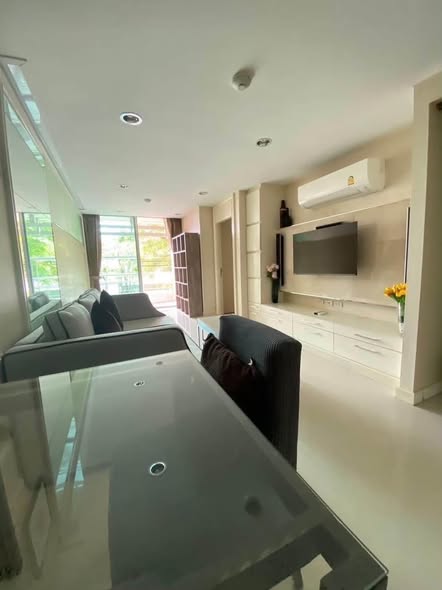 living room of The Kris 2 Ratchada 17