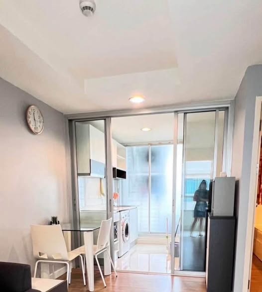room interior of The Kris 5 Ratchada 17