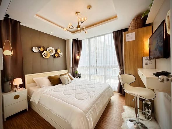bedroom of The Kris Express 2