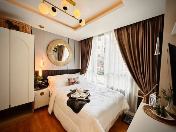 bedroom of The Kris Express 2