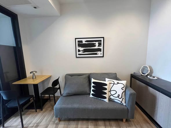 living room of THE LINE Jatujak-Mochit