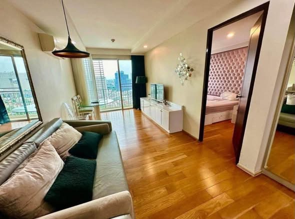 living room and bedroom and room interior of THE LINE Phahonyothin Park
