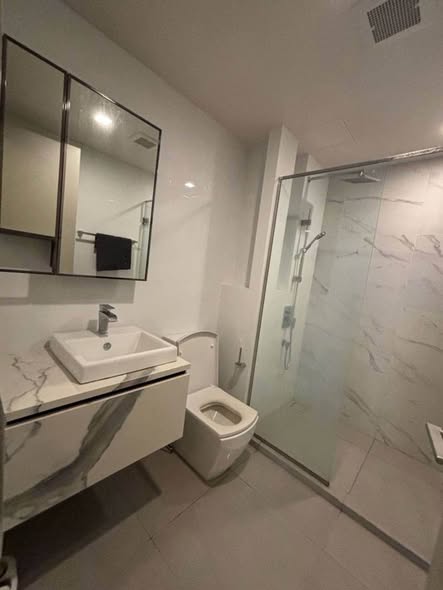 bathroom of THE LINE Sukhumvit 101