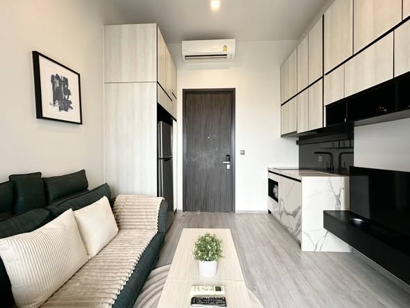 living room and room interior of THE LINE Sukhumvit 101