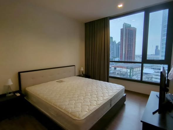 bedroom of THE LINE Sukhumvit 71