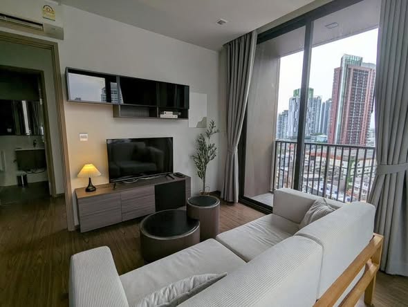 bedroom and living room of THE LINE Sukhumvit 71
